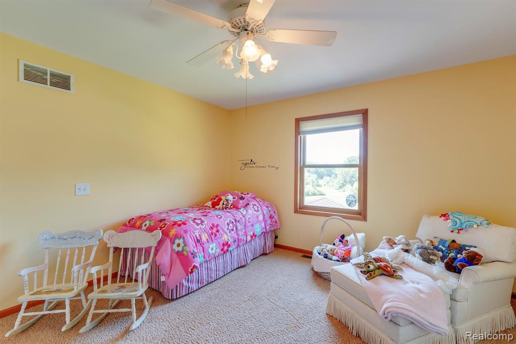 2000 King Road Lapeer, MI 48446 - Photo 33 of 56