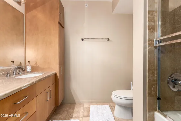 $595,000 | 4808 North 24th Street, Unit 204, Phoenix, AZ 85016