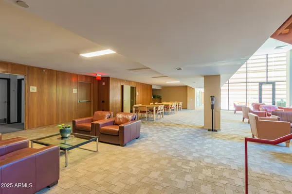 $595,000 | 4808 North 24th Street, Unit 204, Phoenix, AZ 85016