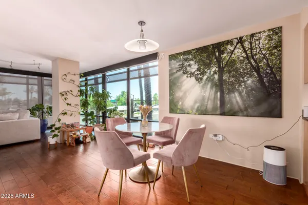 $595,000 | 4808 North 24th Street, Unit 204, Phoenix, AZ 85016