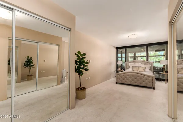$595,000 | 4808 North 24th Street, Unit 204, Phoenix, AZ 85016