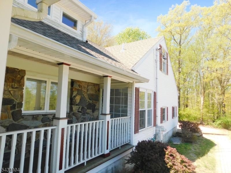 4 Spring Hill Road Annandale, NJ 08801 - Photo 35 of 41