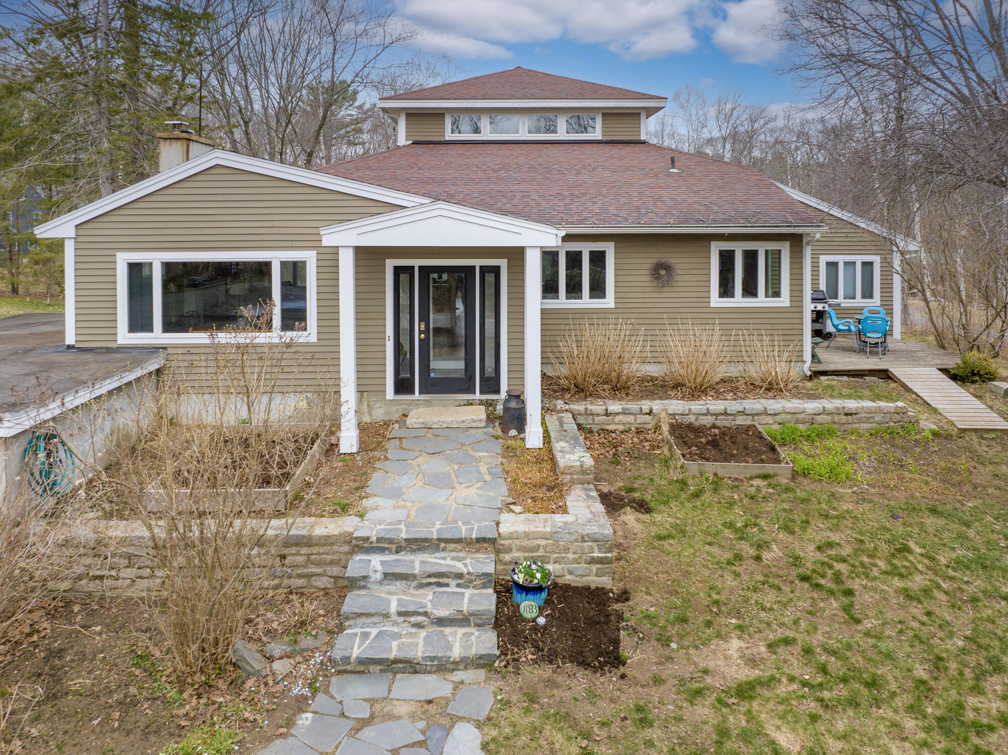1183 Shore Road -03