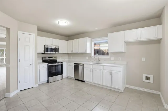 $296,000 | 8065 Cannonwood Drive, Fort Worth, TX 76137