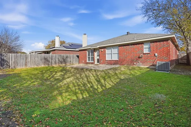 $296,000 | 8065 Cannonwood Drive, Fort Worth, TX 76137