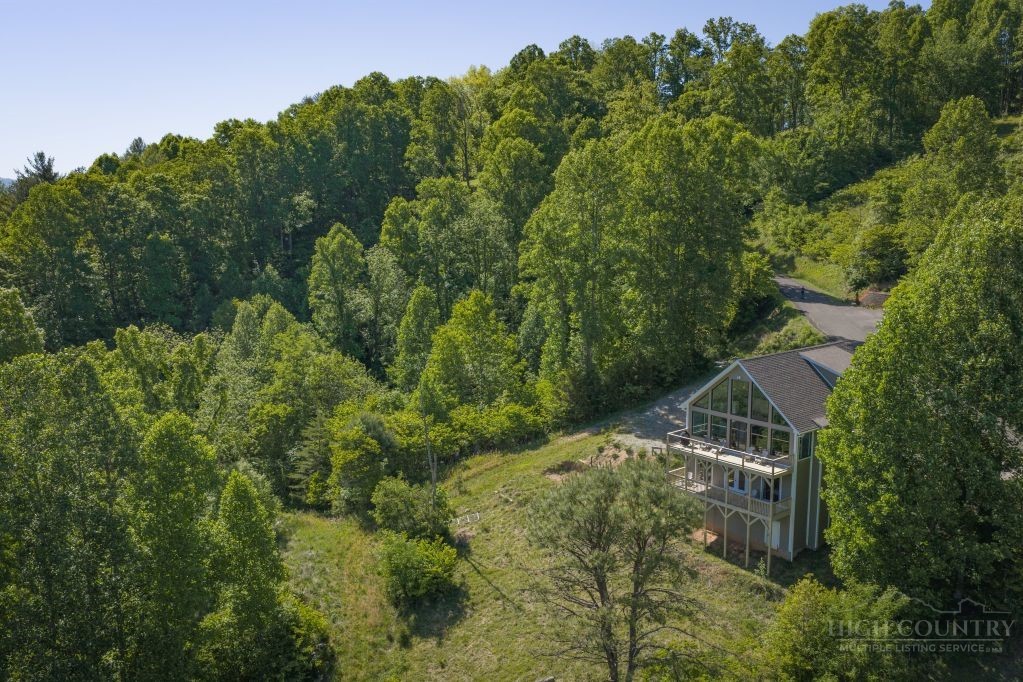 683 Lakeridge Drive Butler, TN 37640 - Photo 48 of 49