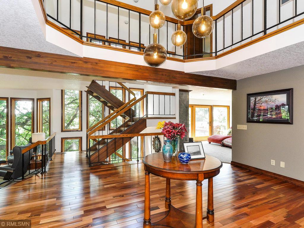 3721 Overlook Drive Bloomington, MN 55431 - Photo 21 of 57