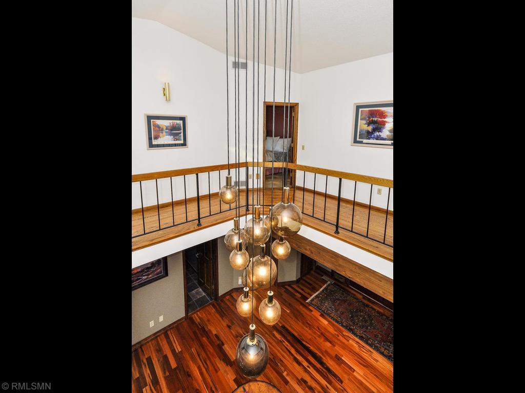 3721 Overlook Drive Bloomington, MN 55431 - Photo 24 of 57