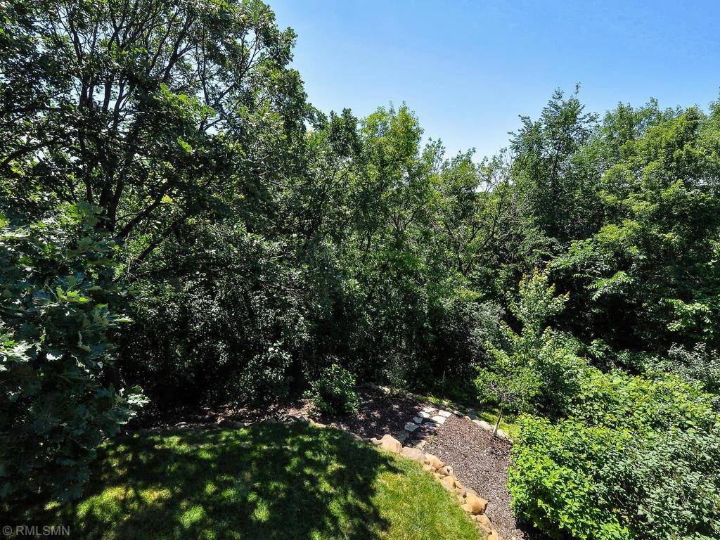 3721 Overlook Drive Bloomington, MN 55431 - Photo 43 of 57