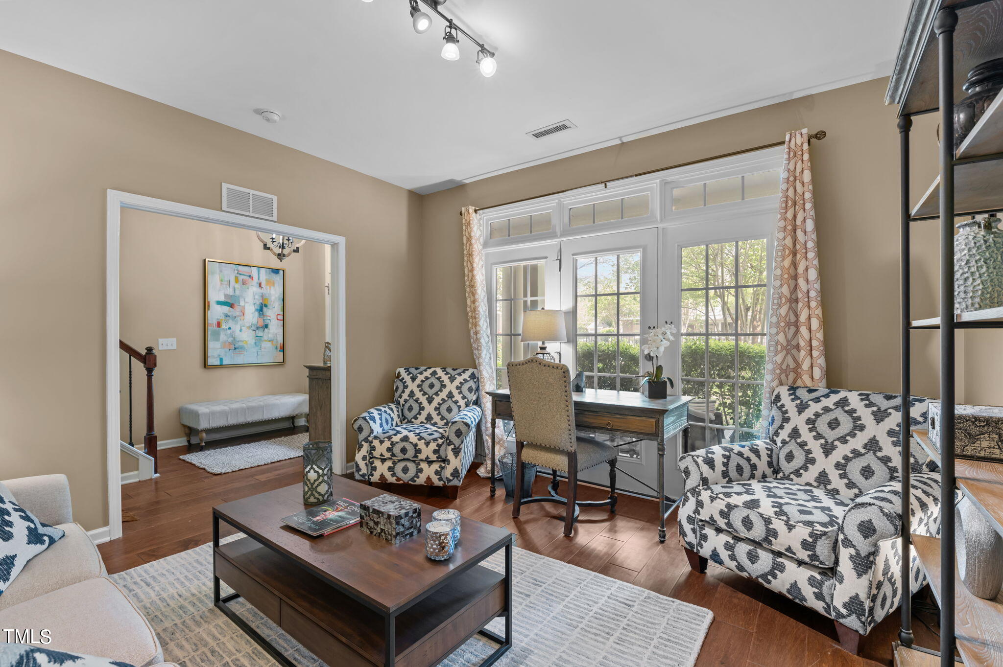 1323 Rembrandt Circle Raleigh, NC 27607 - Photo 8 of 38 25-web-or-mls-DSC_2351
