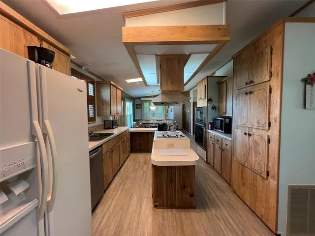 $199,000 | 2055 South Floral Avenue, Unit 262, Bartow, FL 33830