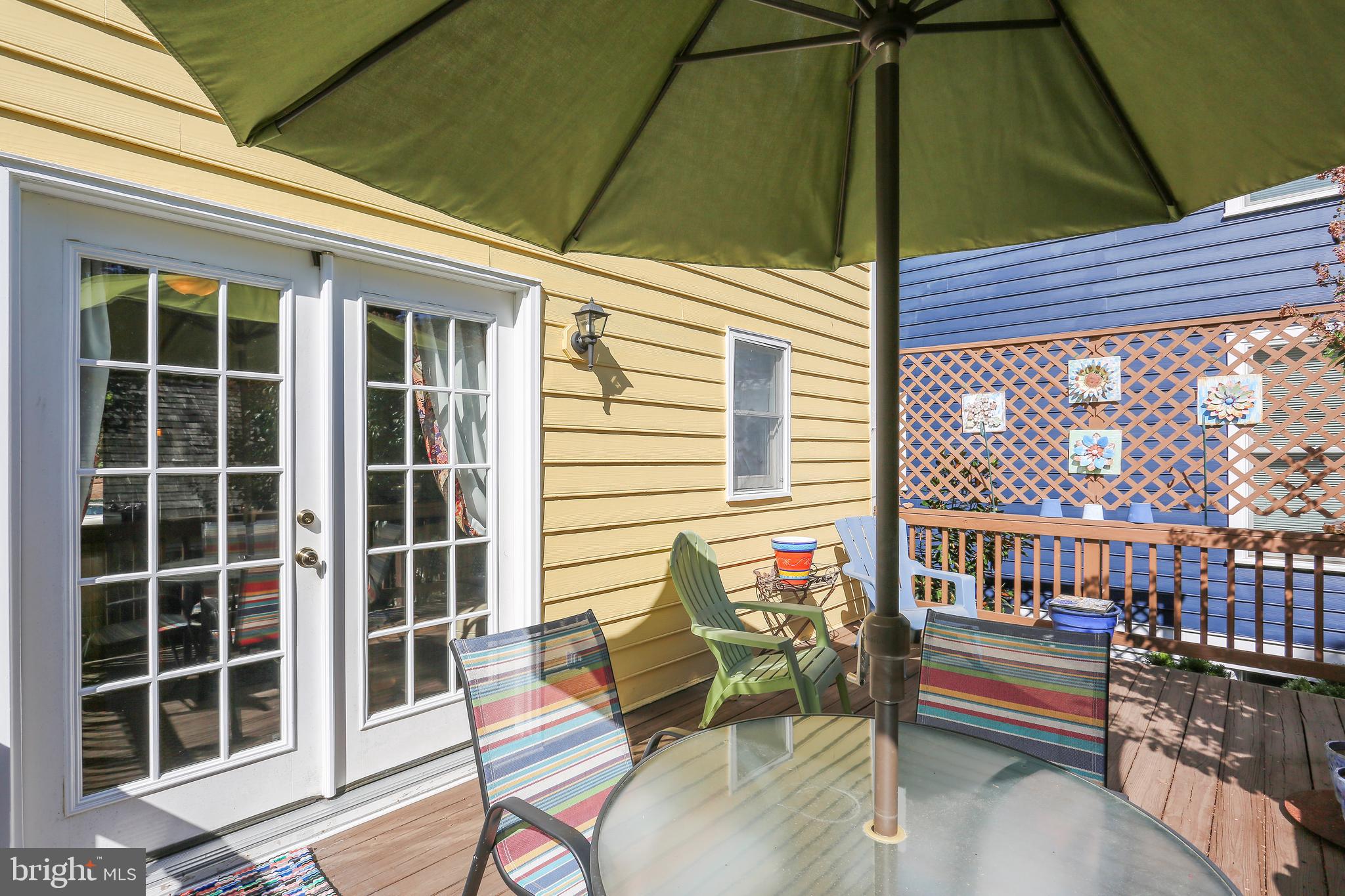 477 Tschiffely Square Road Gaithersburg, MD 20878 - Photo 10 of 40 Sunny deck with French door access