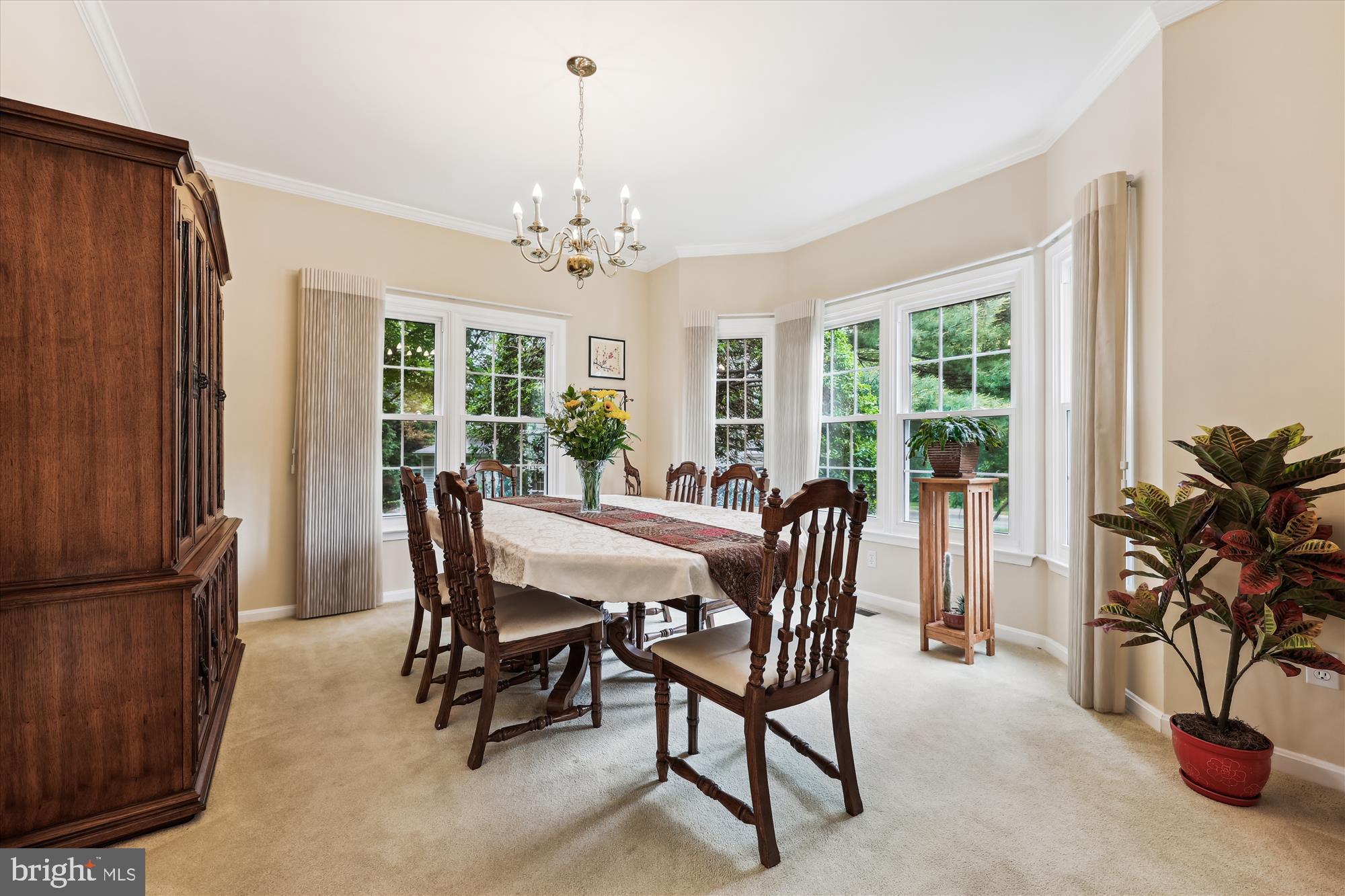 18717 Severn Road Gaithersburg, MD 20879 - Photo 12 of 44 a view of a dining room with furniture window and outside view