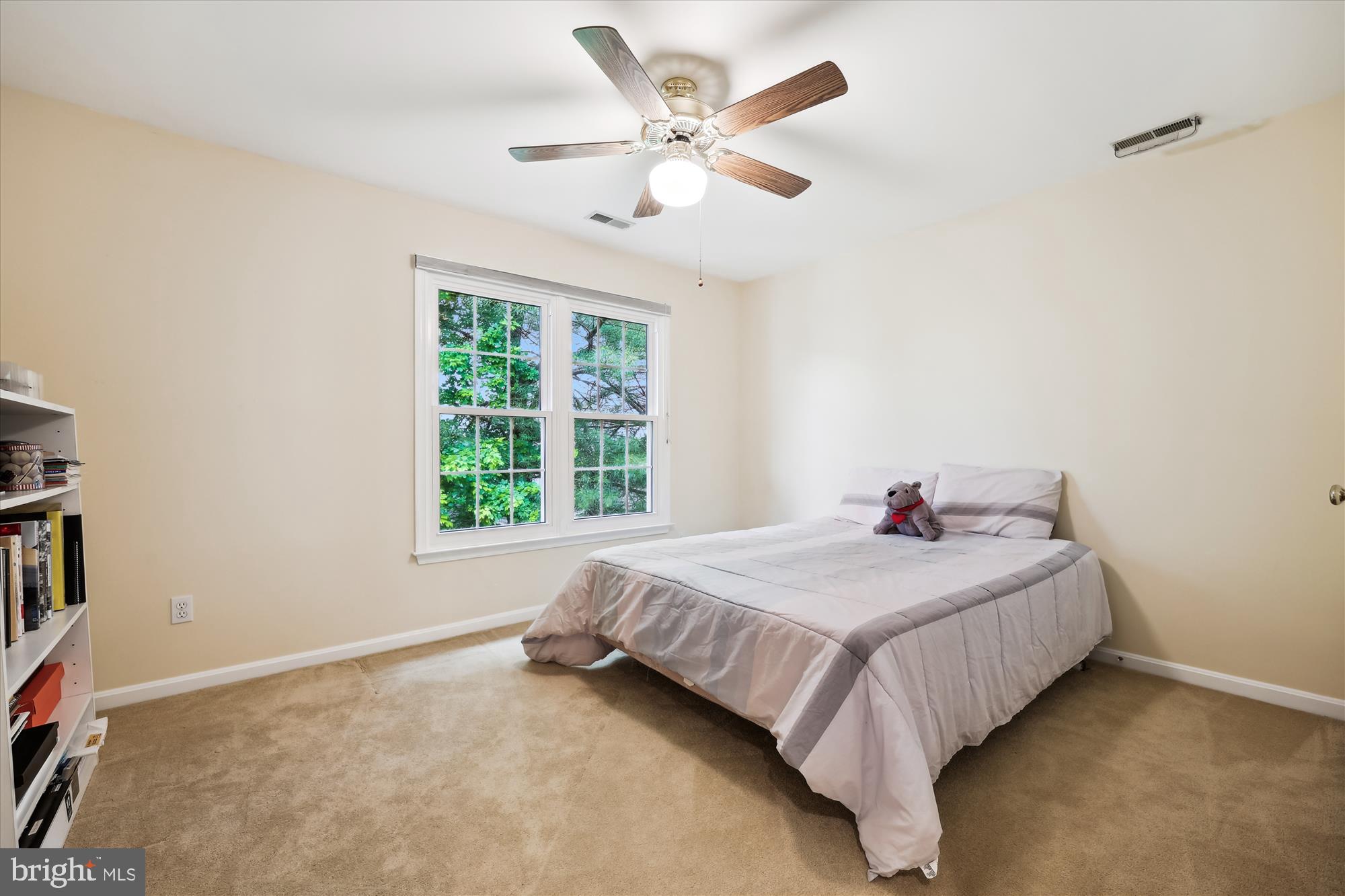 18717 Severn Road Gaithersburg, MD 20879 - Photo 34 of 44 a bedroom with a bed and a large window