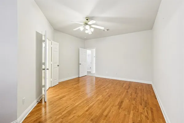 $3,200 | 458 Richmond Street, Irving, TX 75063