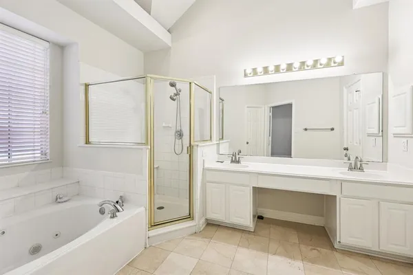 $3,200 | 458 Richmond Street, Irving, TX 75063