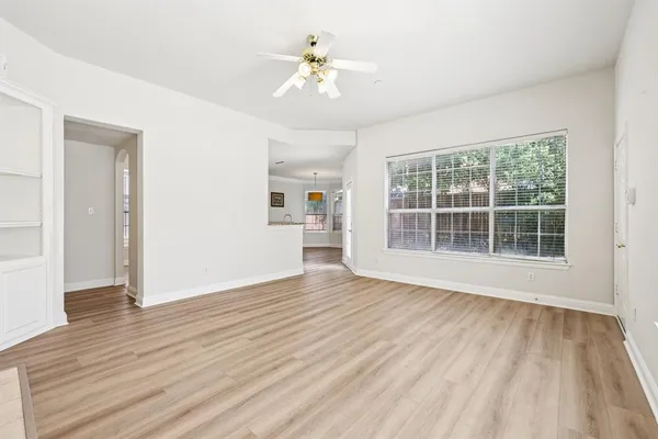 $3,200 | 458 Richmond Street, Irving, TX 75063