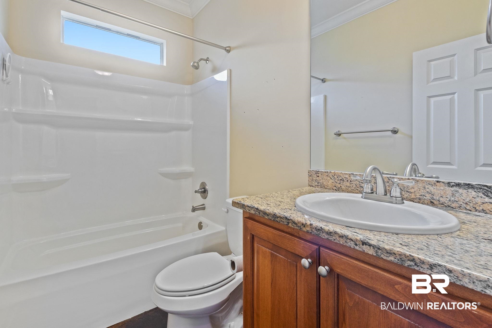 134 Hawthorne Circle Fairhope, AL 36532 - Photo 33 of 45 Bath 2