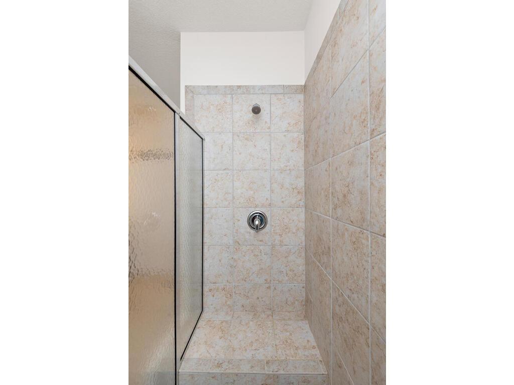 7401 Shadyview Lane North Maple Grove, MN 55311 - Photo 20 of 59