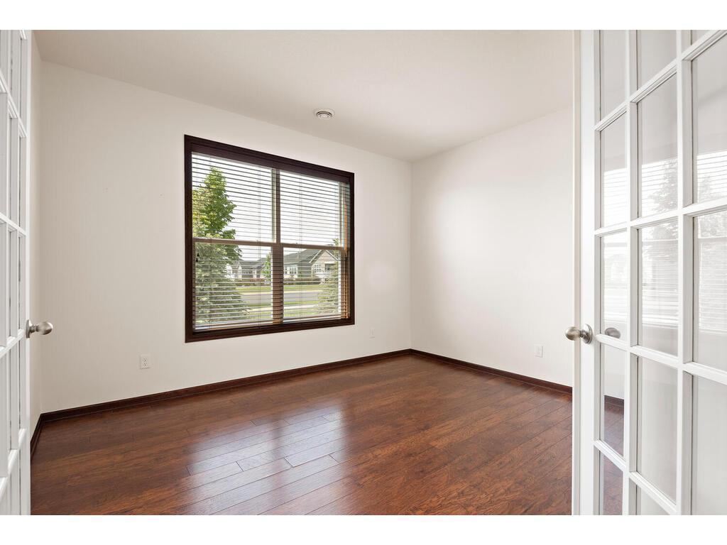 7401 Shadyview Lane North Maple Grove, MN 55311 - Photo 22 of 59