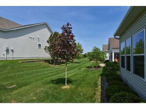 $554,900 | 7401 Shadyview Lane North, Maple Grove, MN 55311