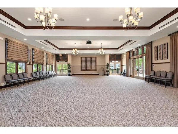 $554,900 | 7401 Shadyview Lane North, Maple Grove, MN 55311
