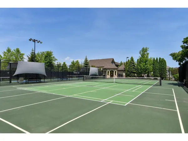 $554,900 | 7401 Shadyview Lane North, Maple Grove, MN 55311
