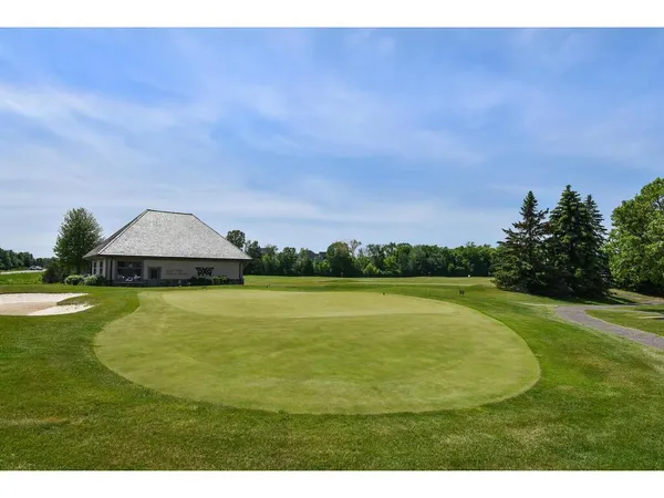 $554,900 | 7401 Shadyview Lane North, Maple Grove, MN 55311