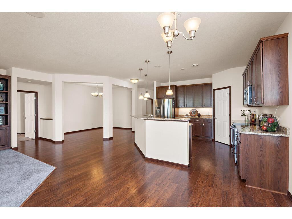 7401 Shadyview Lane North Maple Grove, MN 55311 - Photo 6 of 59