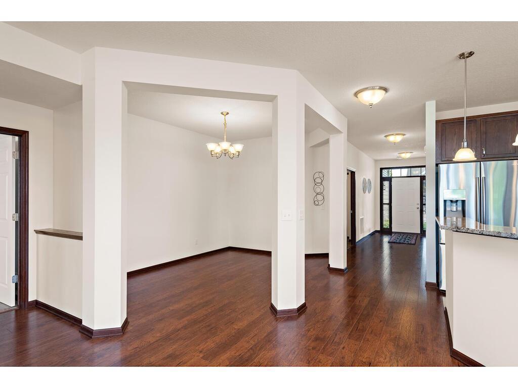 7401 Shadyview Lane North Maple Grove, MN 55311 - Photo 7 of 59