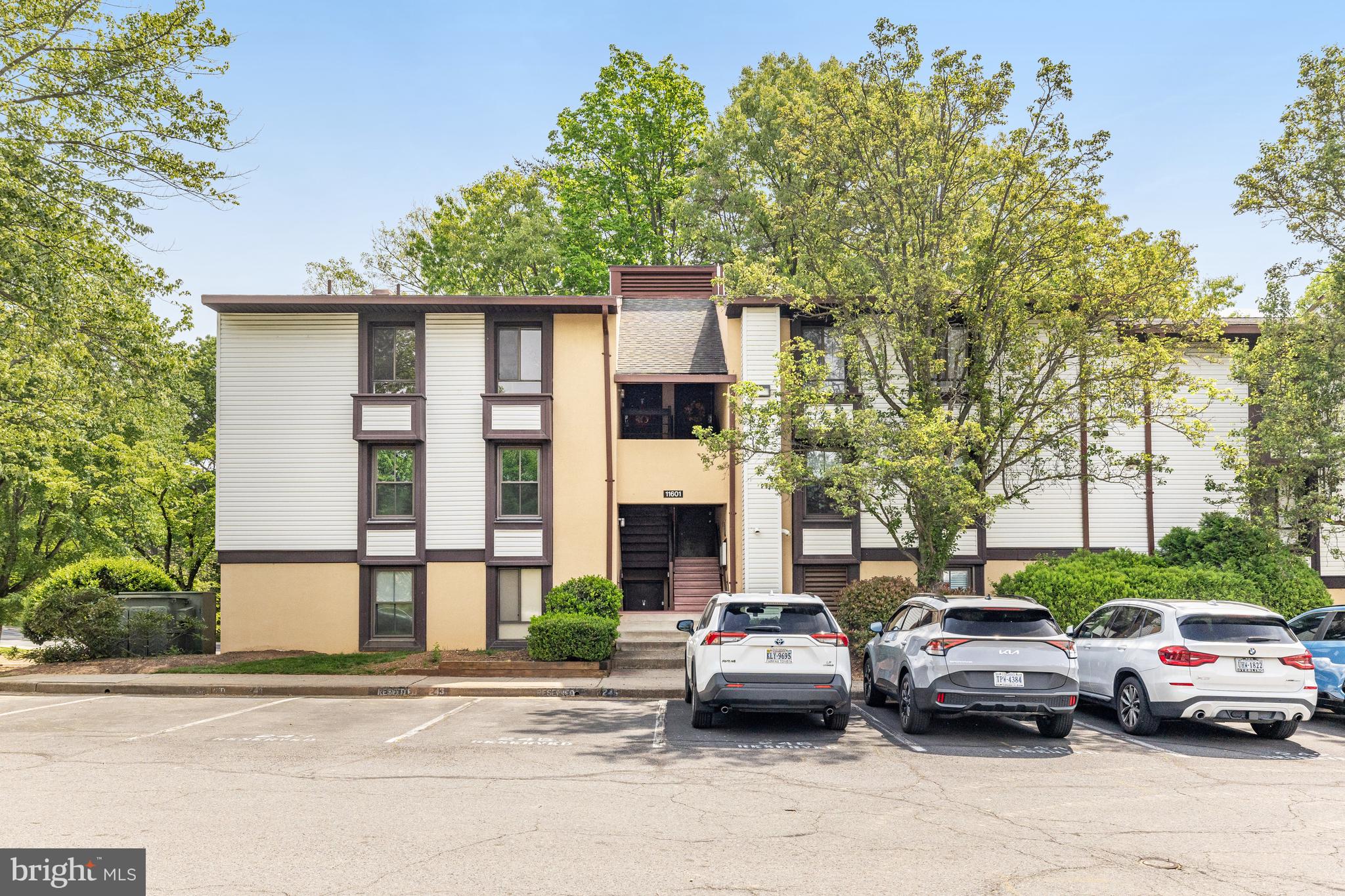 11601 Stoneview Square, Unit 21C Reston, VA 20191 - Photo 1 of 39 building exterior