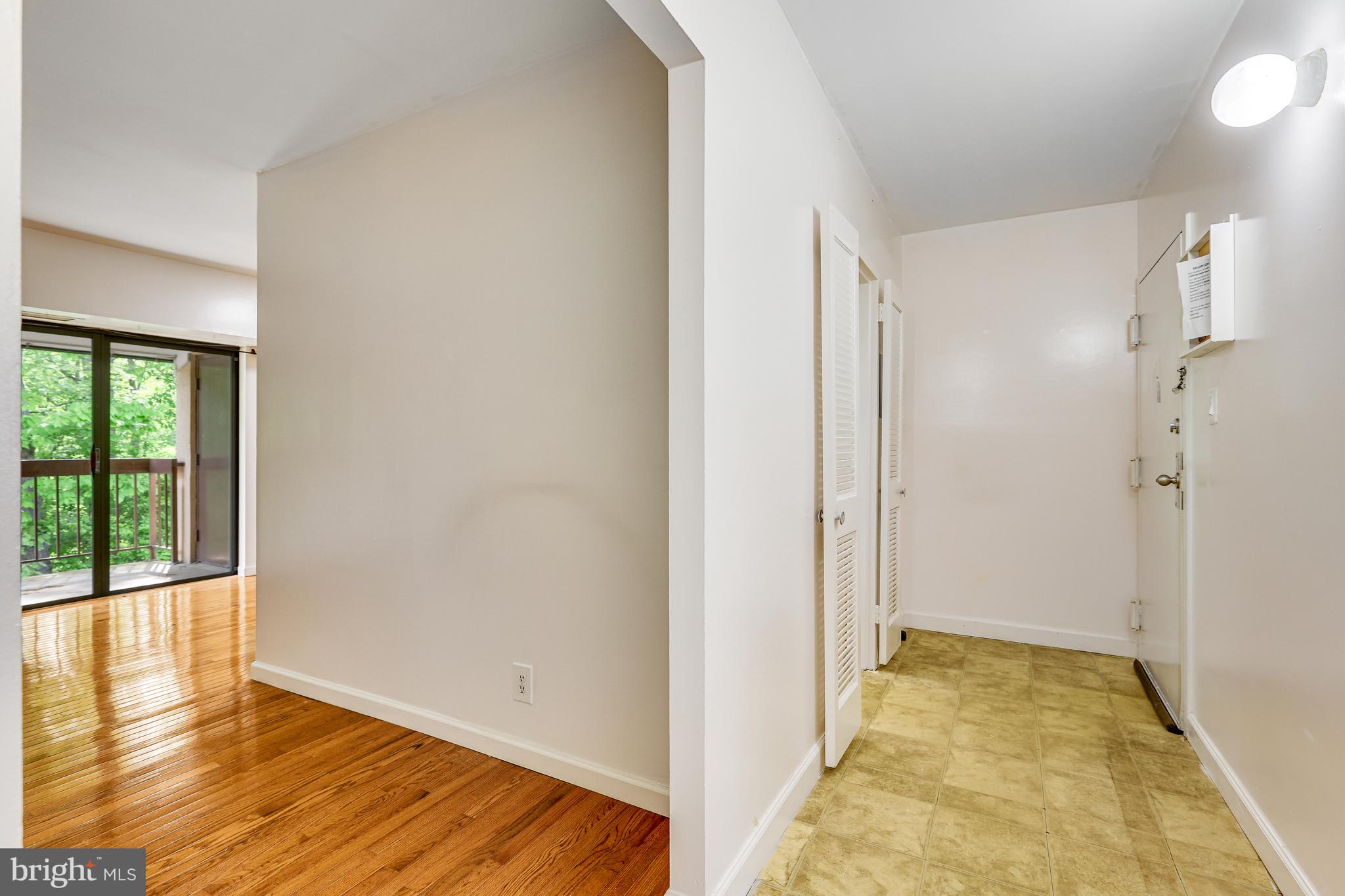 11601 Stoneview Square, Unit 21C Reston, VA 20191 - Photo 30 of 39 entry