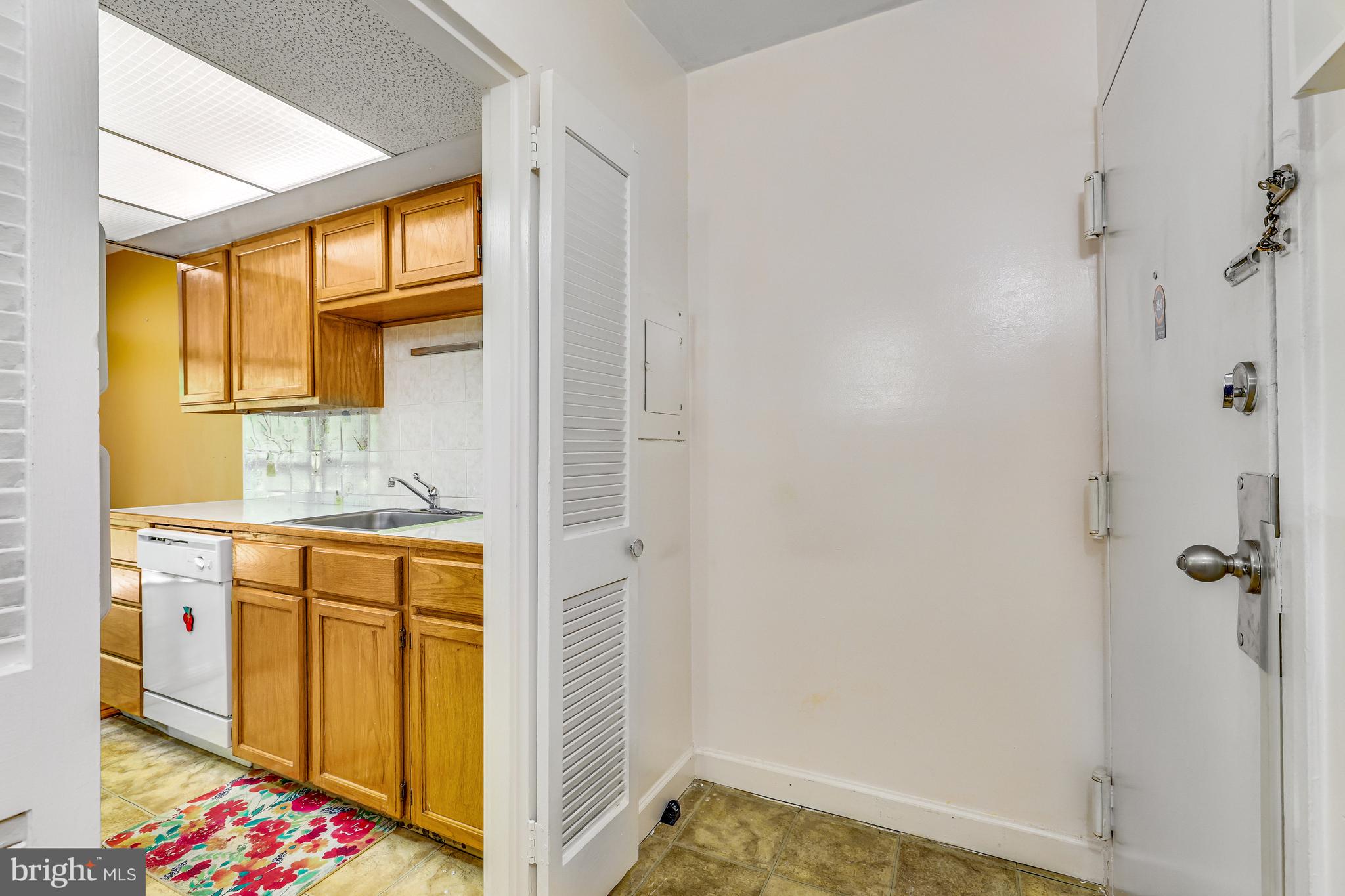 11601 Stoneview Square, Unit 21C Reston, VA 20191 - Photo 32 of 39 entry