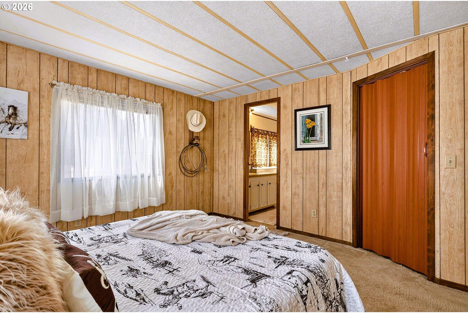 33 Mountain View Ranch Road Goldendale, WA 98620 - Photo 41 of 48 Primary Bedroom