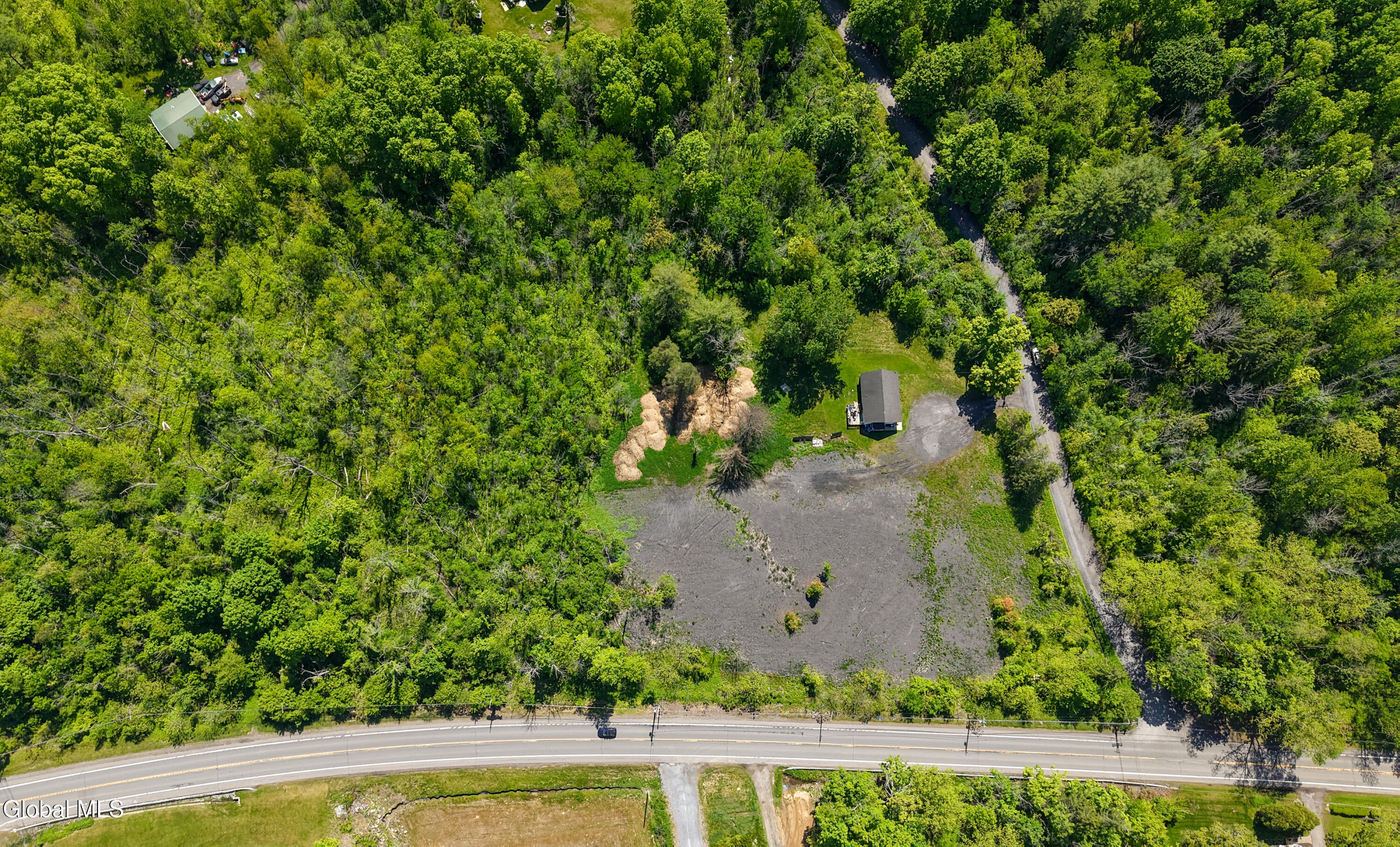 4 Connolly Road Ballston, NY 12019 - Photo 18 of 40 2 (28)