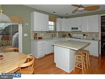 43 Abby Road Avondale, PA 19311 - Photo 4 of 12 Kitchen