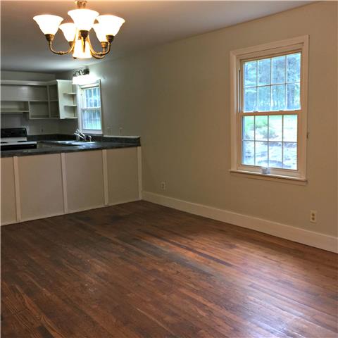 950 Bugscuffle Road Wartrace, TN 37183 - Photo 4 of 12 This dining room is perfect for dinner around the table with the family!