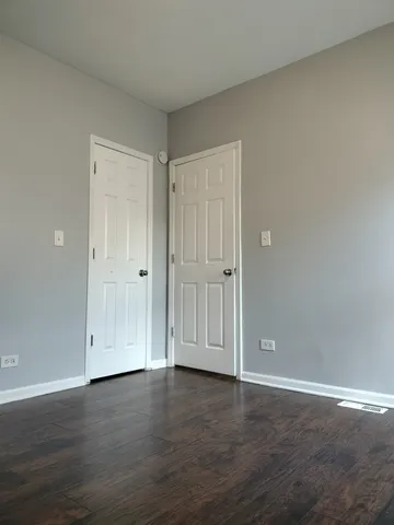 $1,475 | 2525 East 72nd Place, Unit 1, Chicago, IL 60649