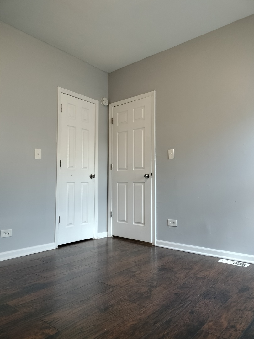 2525 East 72nd Place, Unit 1 Chicago, IL 60649 - Photo 14 of 21