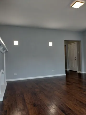 $1,475 | 2525 East 72nd Place, Unit 1, Chicago, IL 60649