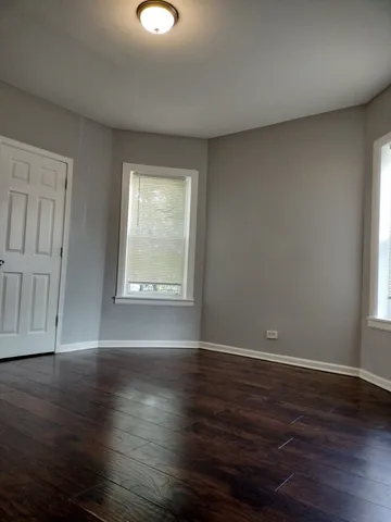 $1,475 | 2525 East 72nd Place, Unit 1, Chicago, IL 60649