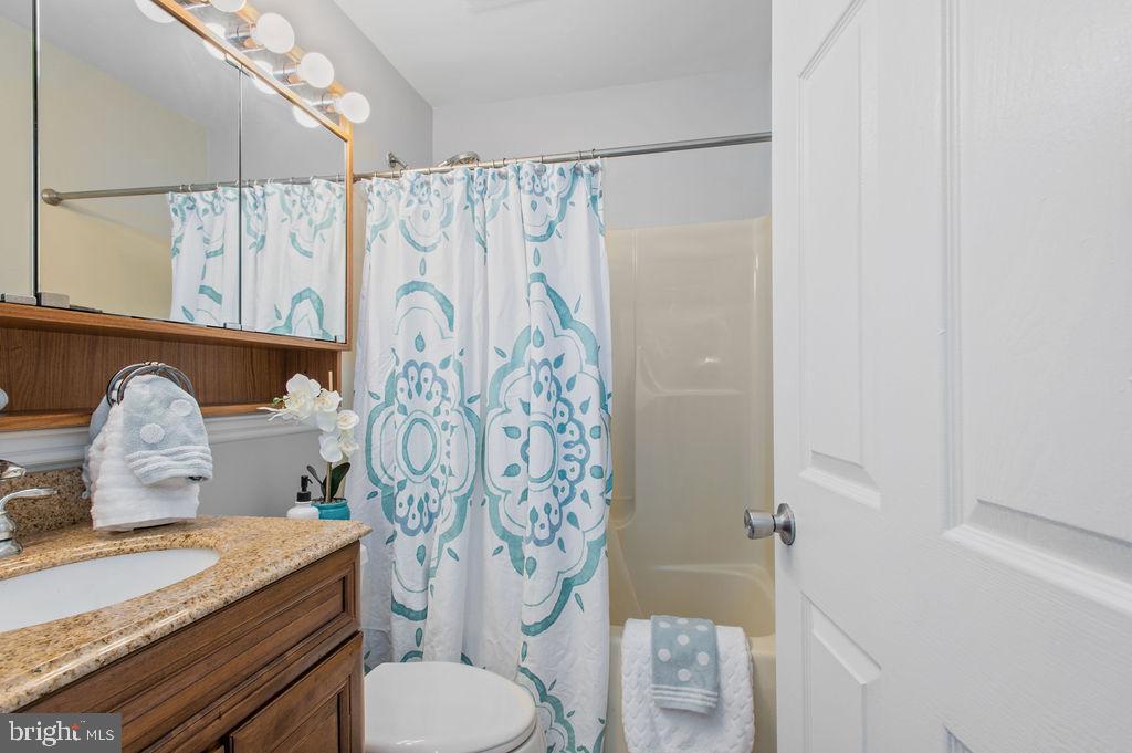 11 Cardinal Road Levittown, PA 19057 - Photo 11 of 27