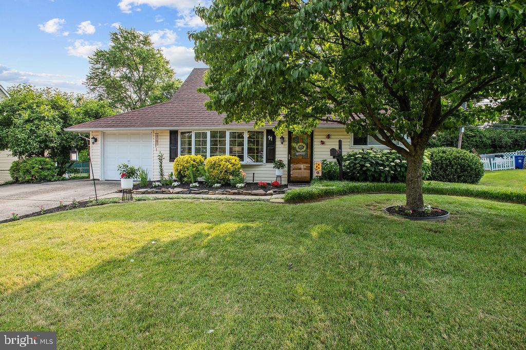 11 Cardinal Road Levittown, PA 19057 - Photo 27 of 27