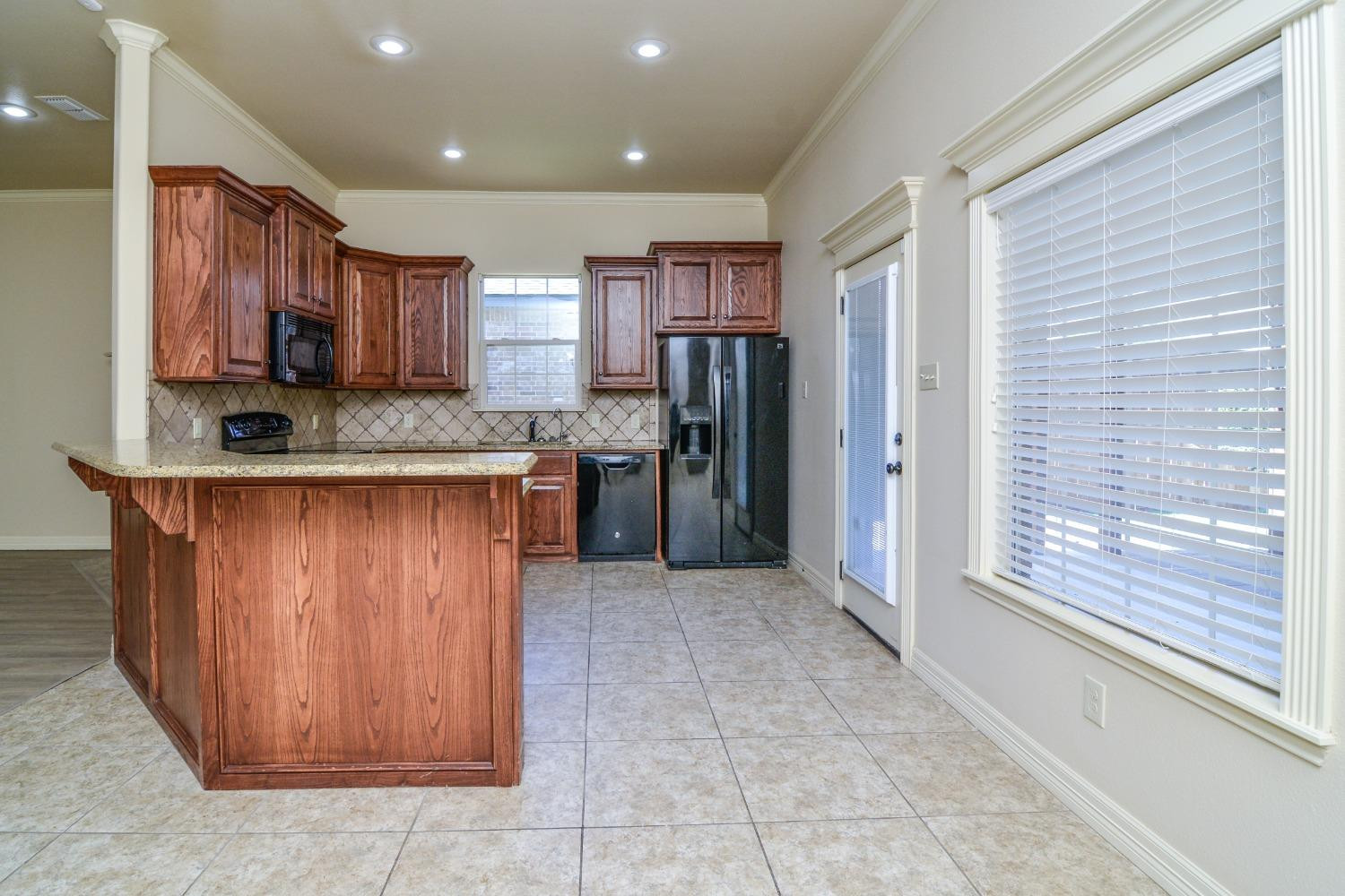 6204 101st Place Lubbock, TX 79424 - Photo 11 of 36 Photo 11