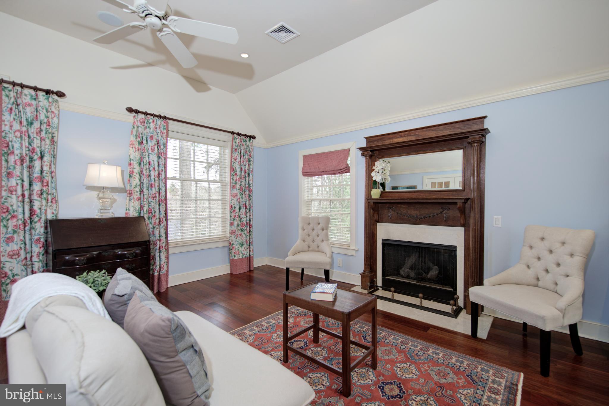 120 Patton Lane Wayne, PA 19087 - Photo 23 of 39 Master Sitting Room