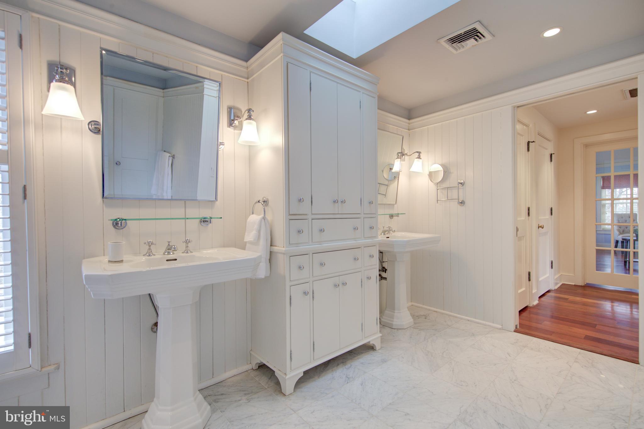 120 Patton Lane Wayne, PA 19087 - Photo 27 of 39 Master Bath