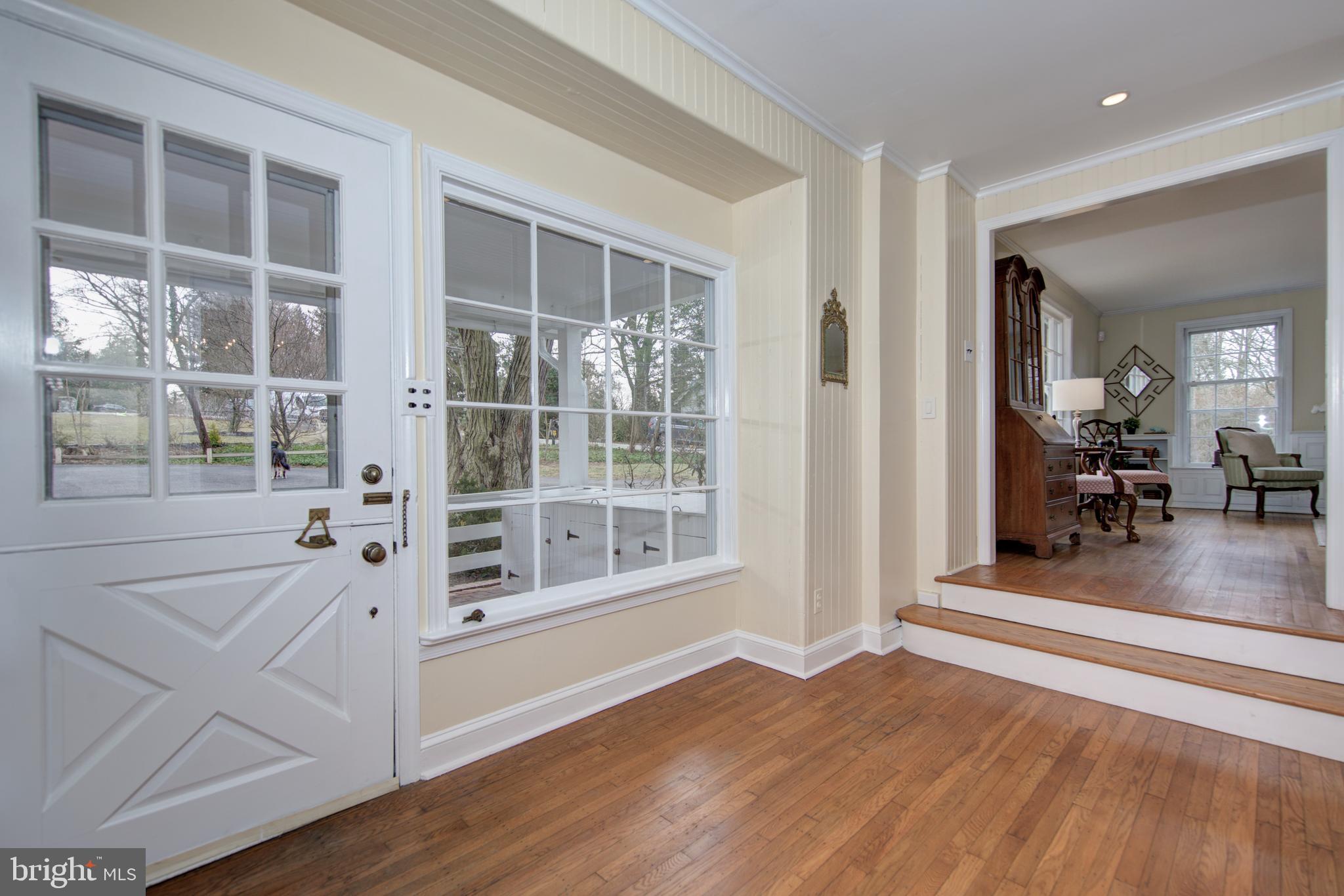 120 Patton Lane Wayne, PA 19087 - Photo 4 of 39 Entryway
