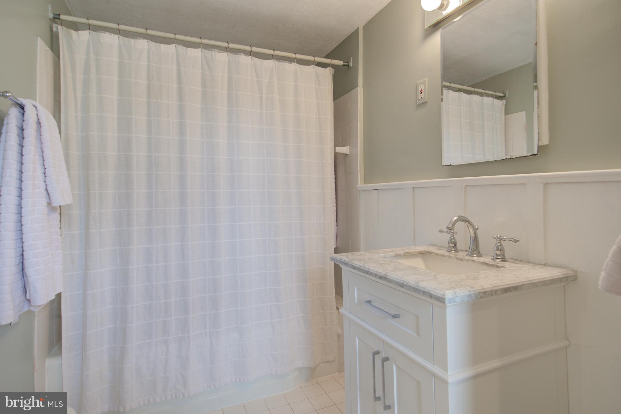 120 Patton Lane Wayne, PA 19087 - Photo 33 of 39 3rd full Bathroom