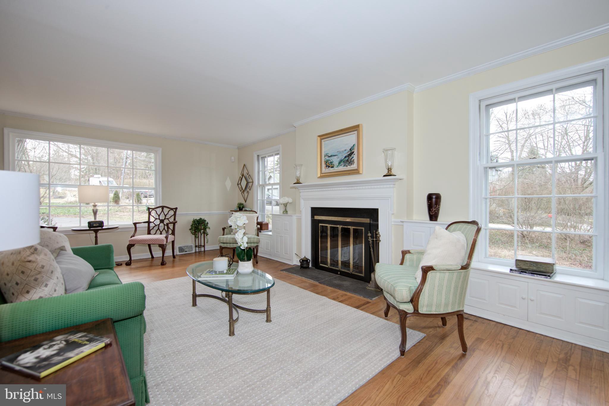 120 Patton Lane Wayne, PA 19087 - Photo 6 of 39 Formal Living Room