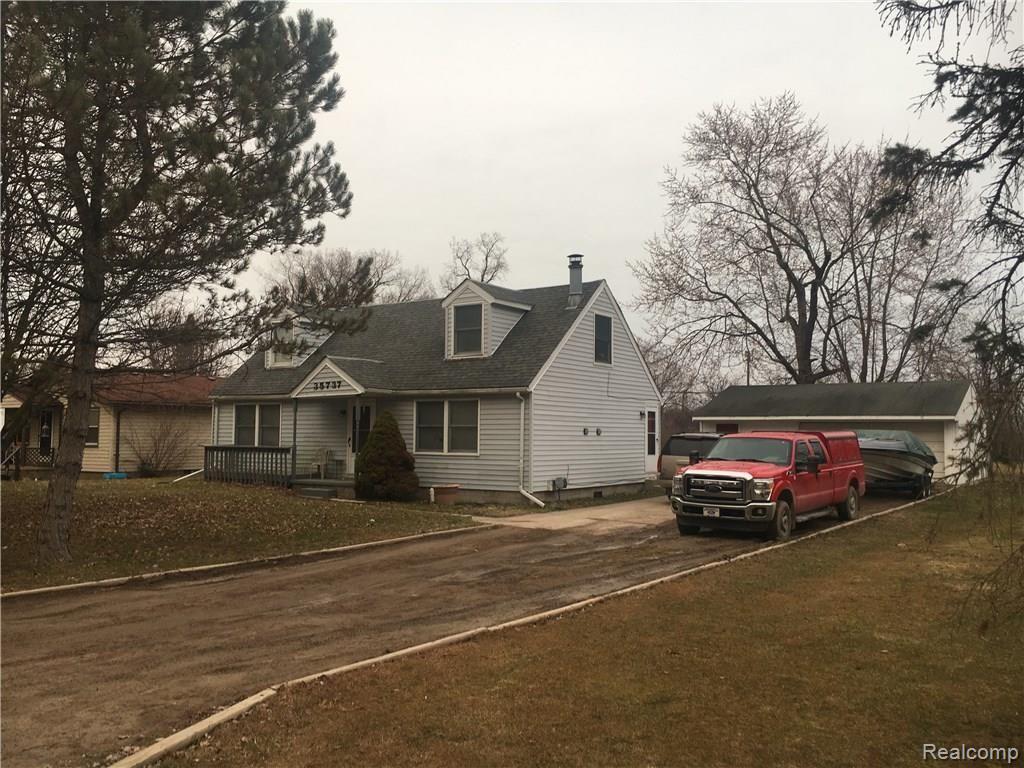 35737 Milleville Road Rockwood, MI 48173 - Photo 9 of 16